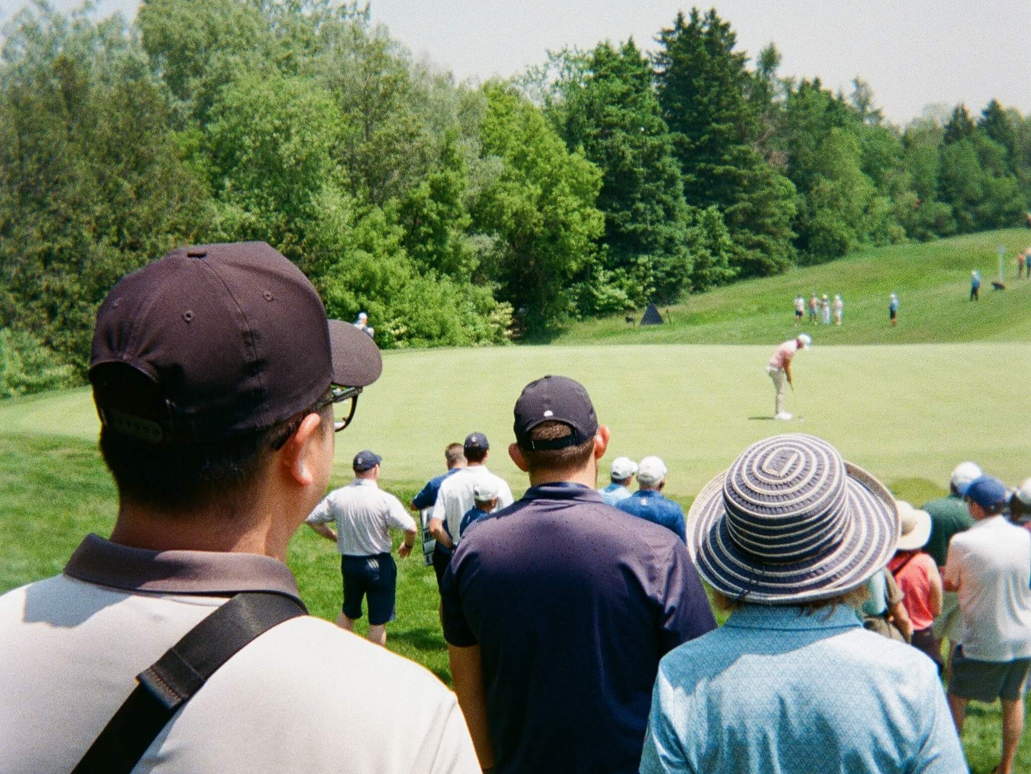 How to Handle Peak Seasons: Tips for Managing a Busy Golf Course