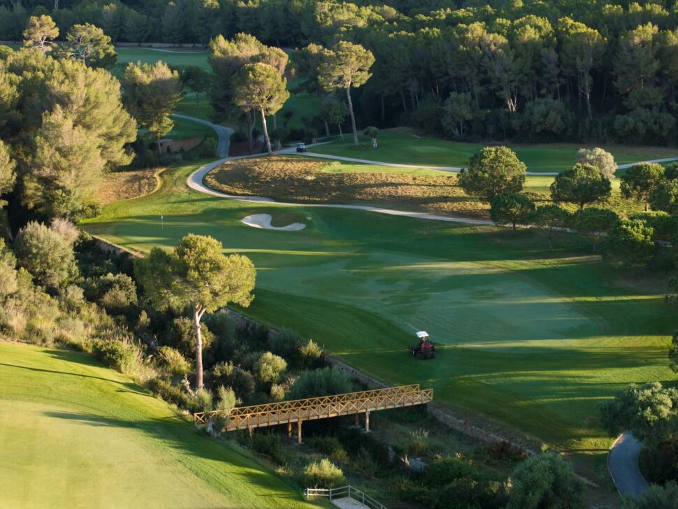 Why Every Golf Course Needs Advanced Management Solutions